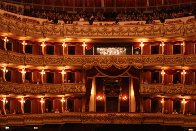 Teatro Filarmonico in Verona | Visit A City