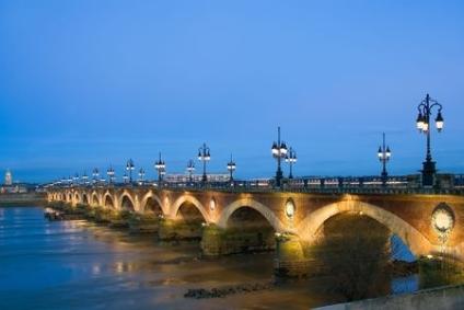 Bordeaux One Day Top Attractions Itinerary