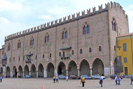 Mantova Top Attractions in 2 Hours