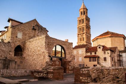 Split in 2 Days - 3 Suggested Itineraries | Visit A City