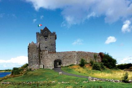 Dunguaire Castle